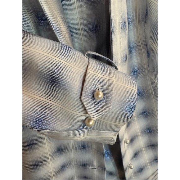 Carlisle Collection NWT Designer Long Jacket,
$559 $700
Size: 10 - Picture 10 of 16